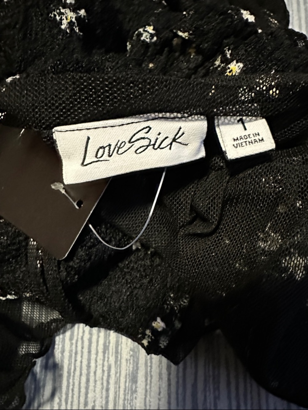 Torrid Lovesick - Picture 5 of 5